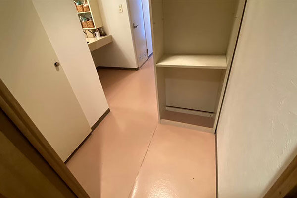 洗面所床リフォームビフォー